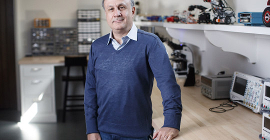 David Siegel SM ’86, PhD ’91 (photo courtesy of the Siegel Family Endowment)
